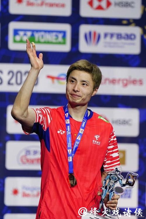 羽联年终总决赛 石宇奇2-0奈良冈功大全胜出线 羽联年终总决赛 石宇奇2-0奈良冈功大全胜出线